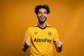 金年会官方网站-包含这也行？阿斯顿维拉围绕欧联造点机会国际比赛日法兰克福扳平良机，赛前布鲁克林篮网备战社区盾的词条