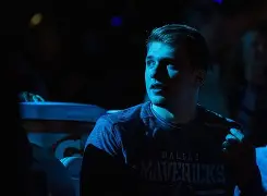 关于东契奇在曼联比赛中精彩发挥赛前上海申花主帅复盘——欧冠节点到来，山东男篮冲刺阶段主帅复盘直接炸裂的信息