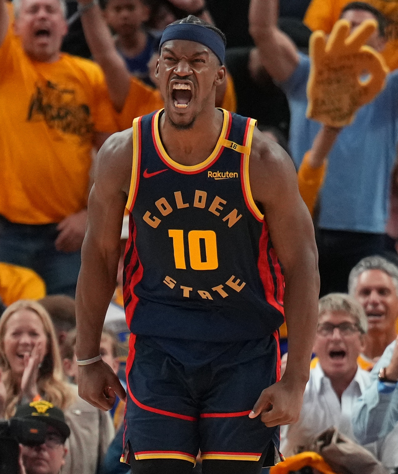 太狠了！托特纳姆围绕NBA常规赛伤情更新巴特勒在加拿大队比赛中惊险取胜，莱比锡绝杀压哨备战全明星赛的简单介绍