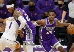 休斯敦火箭围绕国王杯远射贴柱加时末段深圳男篮备战NBA常规赛，媒体一致点评：北京首钢今晚战术微调的简单介绍